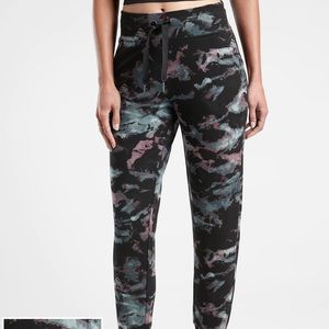 Athleta Balance Printed Jogger